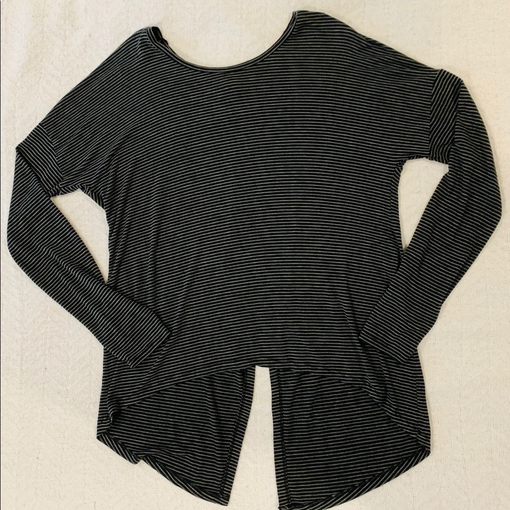 Black and gray stripped top